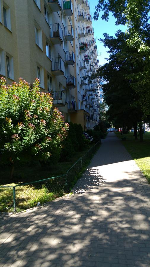 Rent0nline Niepodleglosci Rooms Metro Warschau Buitenkant foto