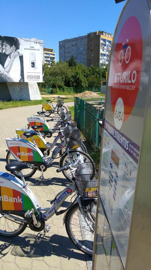 Rent0nline Niepodleglosci Rooms Metro Warschau Buitenkant foto